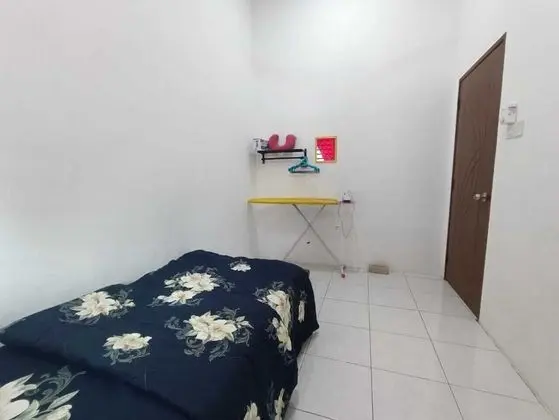 Tek Kişilik Oda, Ortak Banyo