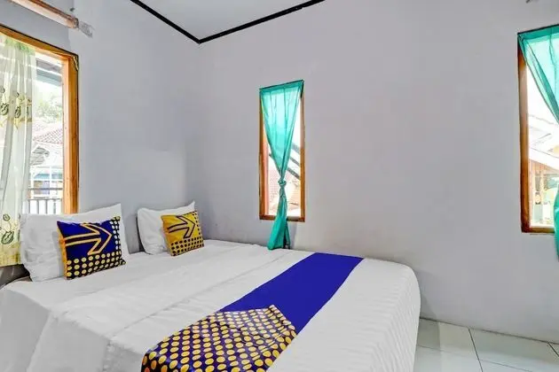 Economy Tek Büyük Yataklı Oda