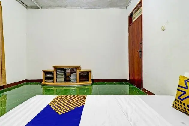 Economy Tek Büyük Yataklı Oda