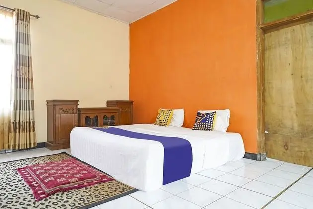 Economy Tek Büyük Yataklı Oda