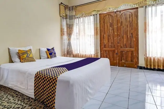 Economy Tek Büyük Yataklı Oda