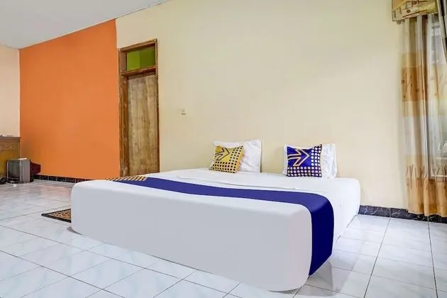 Economy Tek Büyük Yataklı Oda