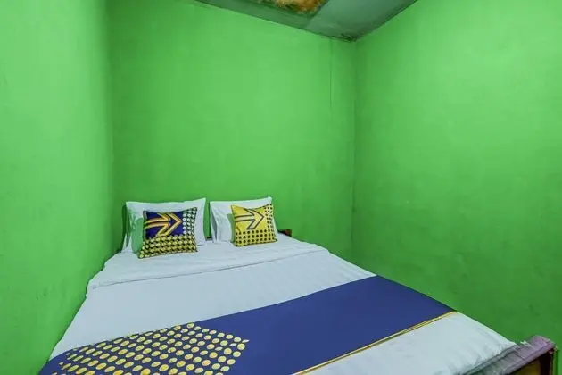 Basic Tek Büyük Yataklı Oda