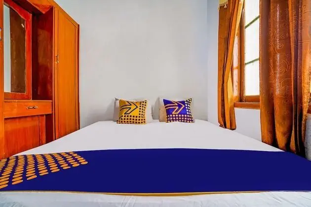 Economy Tek Büyük Yataklı Oda