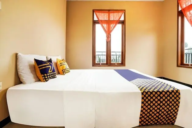 Economy Tek Büyük Yataklı Oda