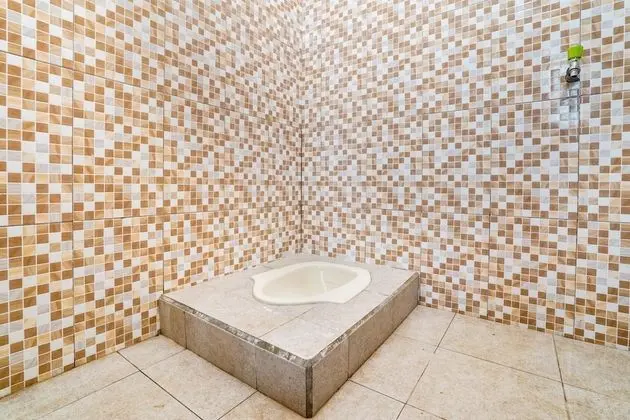 Economy Tek Büyük Yataklı Oda