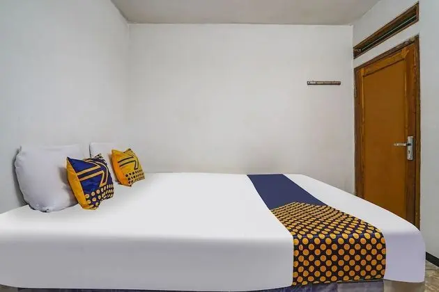 Economy Tek Büyük Yataklı Oda