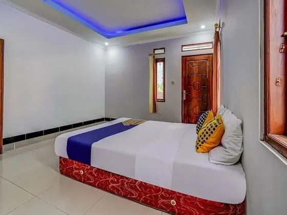 Economy Tek Büyük Yataklı Oda