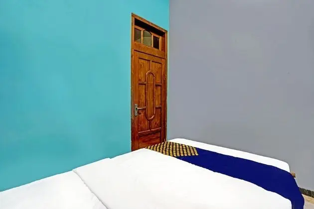 Basic Tek Büyük Yataklı Oda