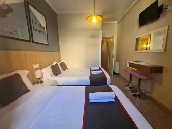 Tek Büyük Yataklı Oda (with Extra Bed)