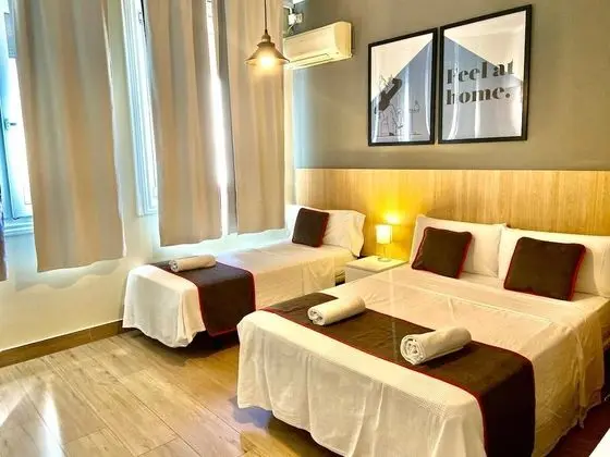 Tek Büyük Yataklı Oda (Extra Bed & Private Exterior Bathroom)