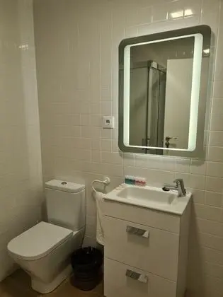 Tek Büyük Yataklı Oda (Extra Bed & Private Exterior Bathroom)