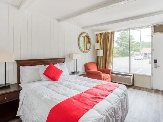 Oda, 1 Büyük (Queen) Boy Yatak, Sigara İçilebilir