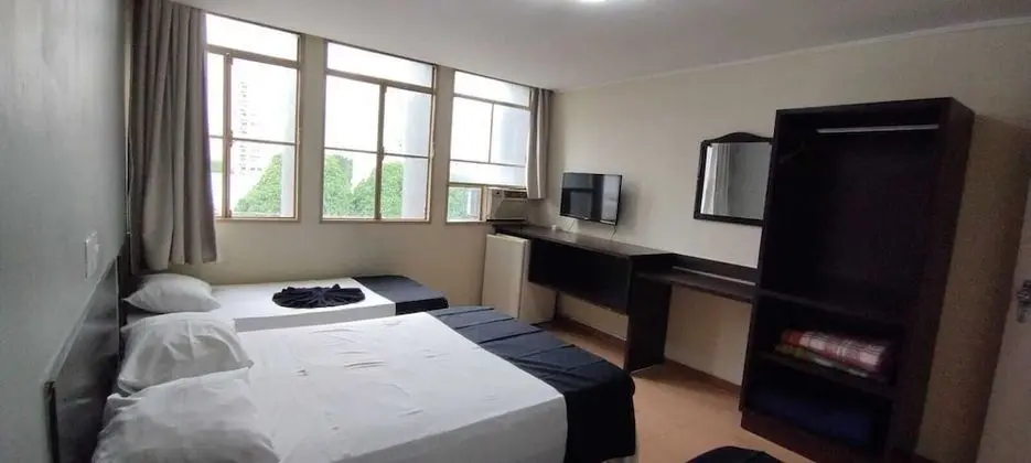 Dört Kişilik Oda, Birden Çok Yatak