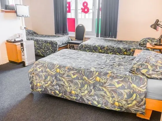 Standard Üç Kişilik Oda, Birden Çok Yatak