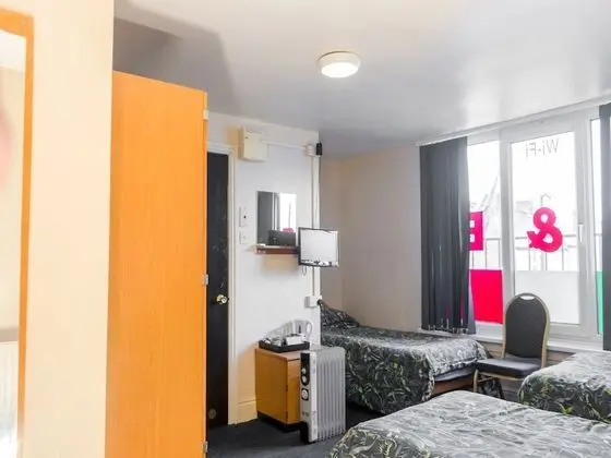 Standard Üç Kişilik Oda, Birden Çok Yatak