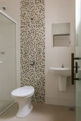 Üç Kişilik Oda, Birden Çok Yatak