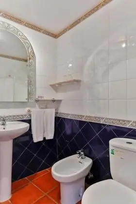 Tek Büyük veya İki Ayrı Yataklı Oda