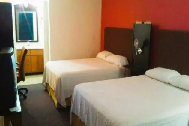 Oda, 2 Çift Kişilik Yatak, Sigara İçilmez