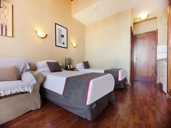 Studio Apartment with views (4 adults)