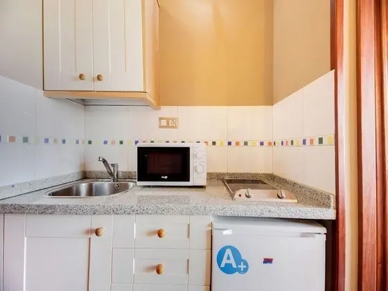 Studio Apartment with views (4 adults)