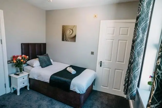 Deluxe Üç Kişilik Oda, Birden Çok Yatak