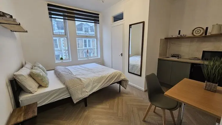 Deluxe Stüdyo, 1 Çift Kişilik Yatak