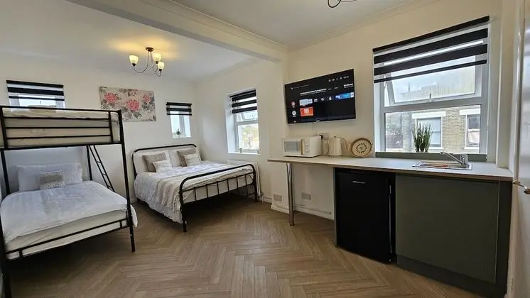 Deluxe Stüdyo, 2 Çift Kişilik Yatak