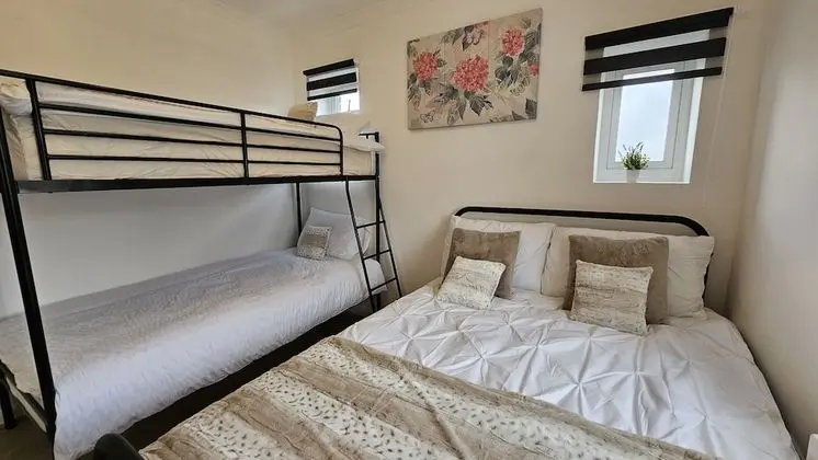 Deluxe Stüdyo, 2 Çift Kişilik Yatak