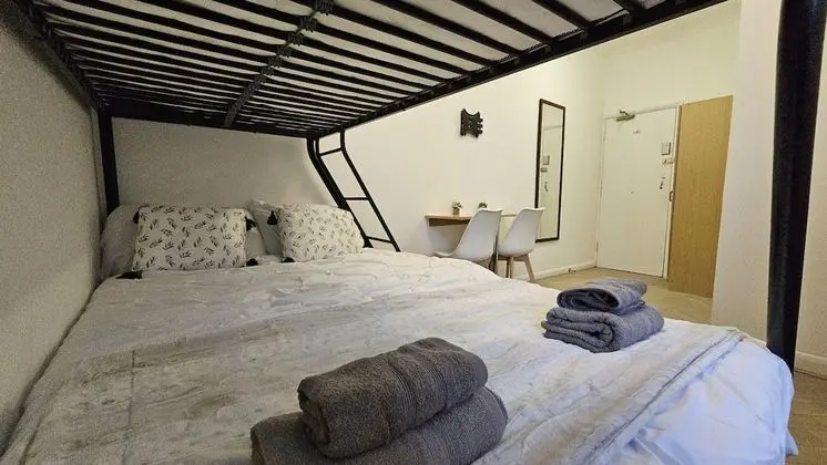 Deluxe Stüdyo, Birden Çok Yatak