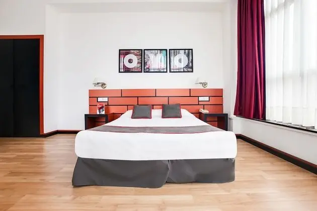 Economy Tek Büyük Yataklı Oda