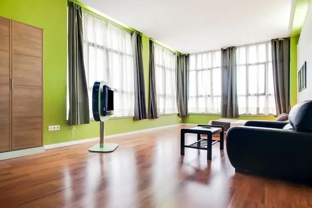 Economy Tek Büyük Yataklı Oda