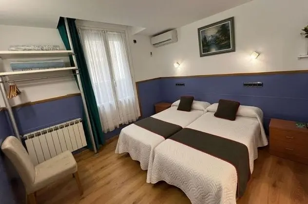 Tek Büyük veya İki Ayrı Yataklı Oda