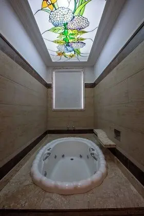 Özel spa küveti