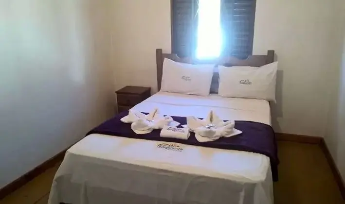 Üç Kişilik Oda