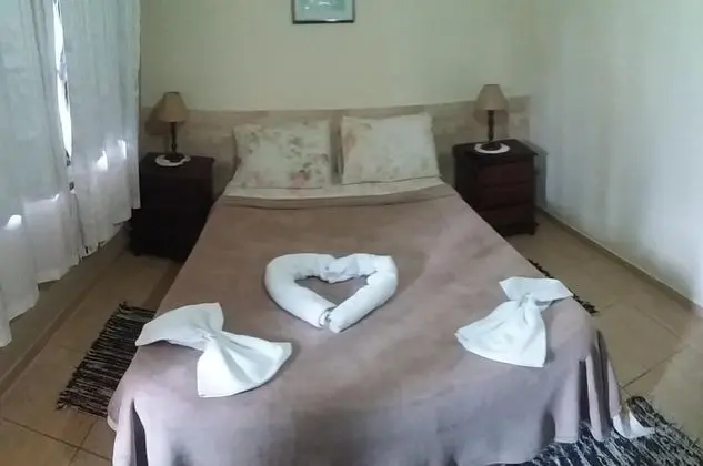 Tek Büyük Yataklı Oda