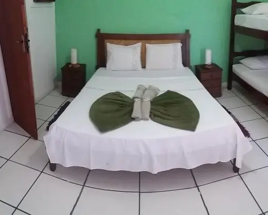 Üç Kişilik Oda, Birden Çok Yatak