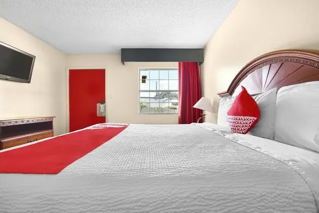 Oda Deluxe King Bed