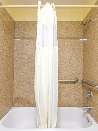 Oda Deluxe King Bed