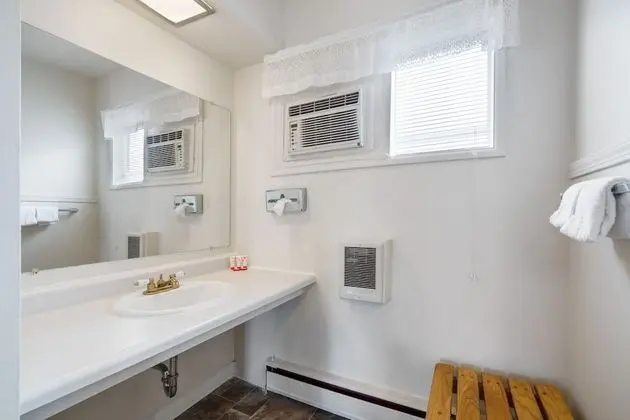 Oda, 1 Büyük (Queen) Boy Yatak