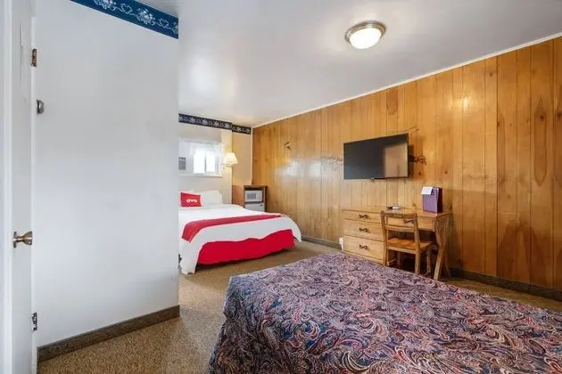 Oda, Birden Çok Yatak (1 Queen Bed & 1 Single Bed)