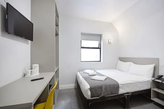 Çift ​​kişilik King Size Bed