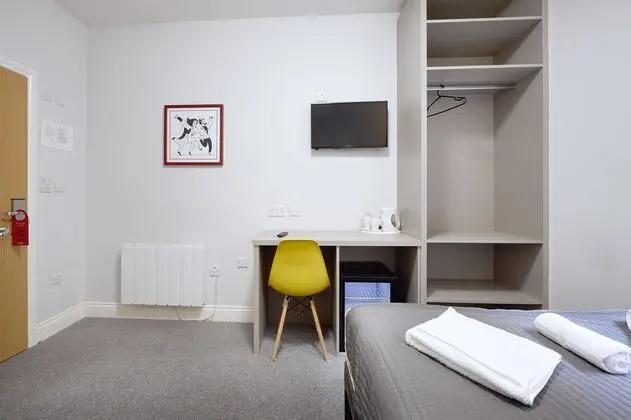 Çift ​​kişilik King Size Bed