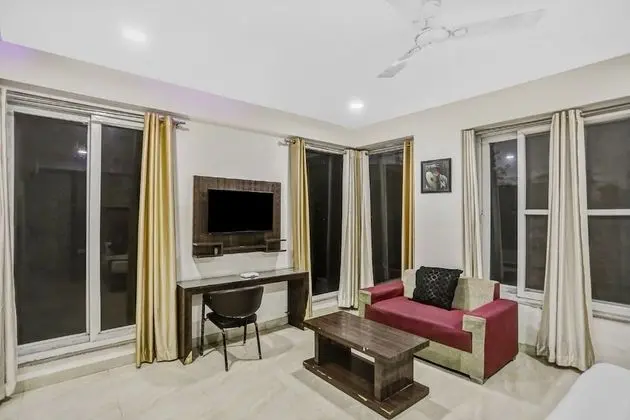 Standard Tek Büyük Yataklı Oda