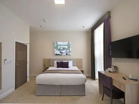 Deluxe Dört Kişilik Oda