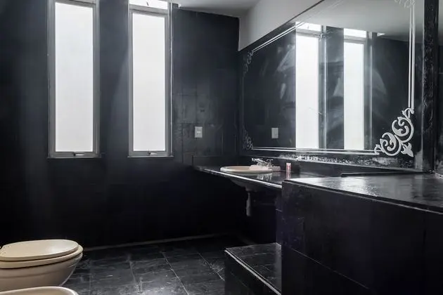 Dört Kişilik Oda, 2 Büyük (Queen) Boy Yatak