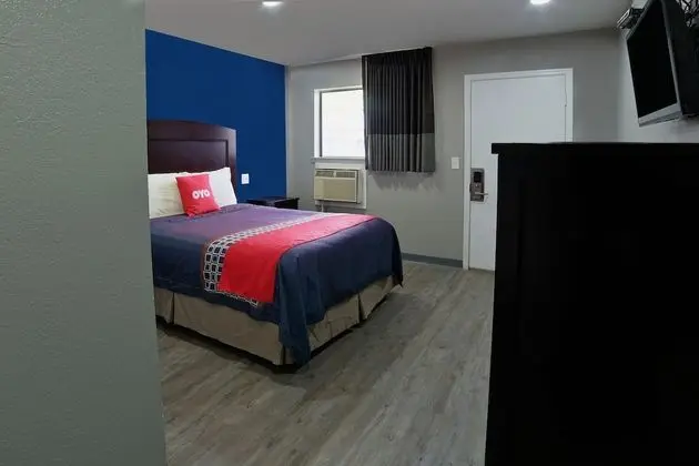 Oda, 1 Büyük (Queen) Boy Yatak