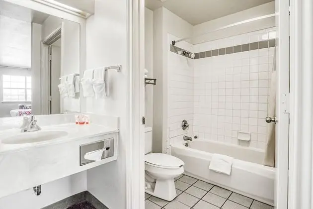 Oda, 2 Çift Kişilik Yatak