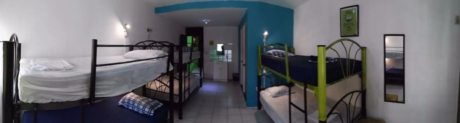 Ortak Ranzalı Oda, Karma Ranzalı Oda, Ortak Banyo (With Air Conditioner)