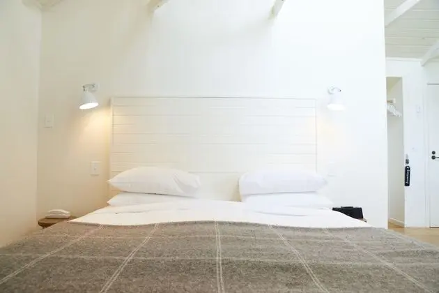 Deluxe Oda, 1 En Büyük (King) Boy Yatak, Balkon, Kısmi Deniz Manzaralı (Room 1)